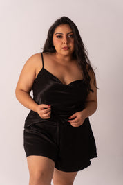 Noir Satin– V-Collection