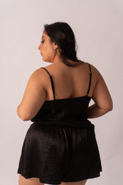 Noir Satin– V-Collection