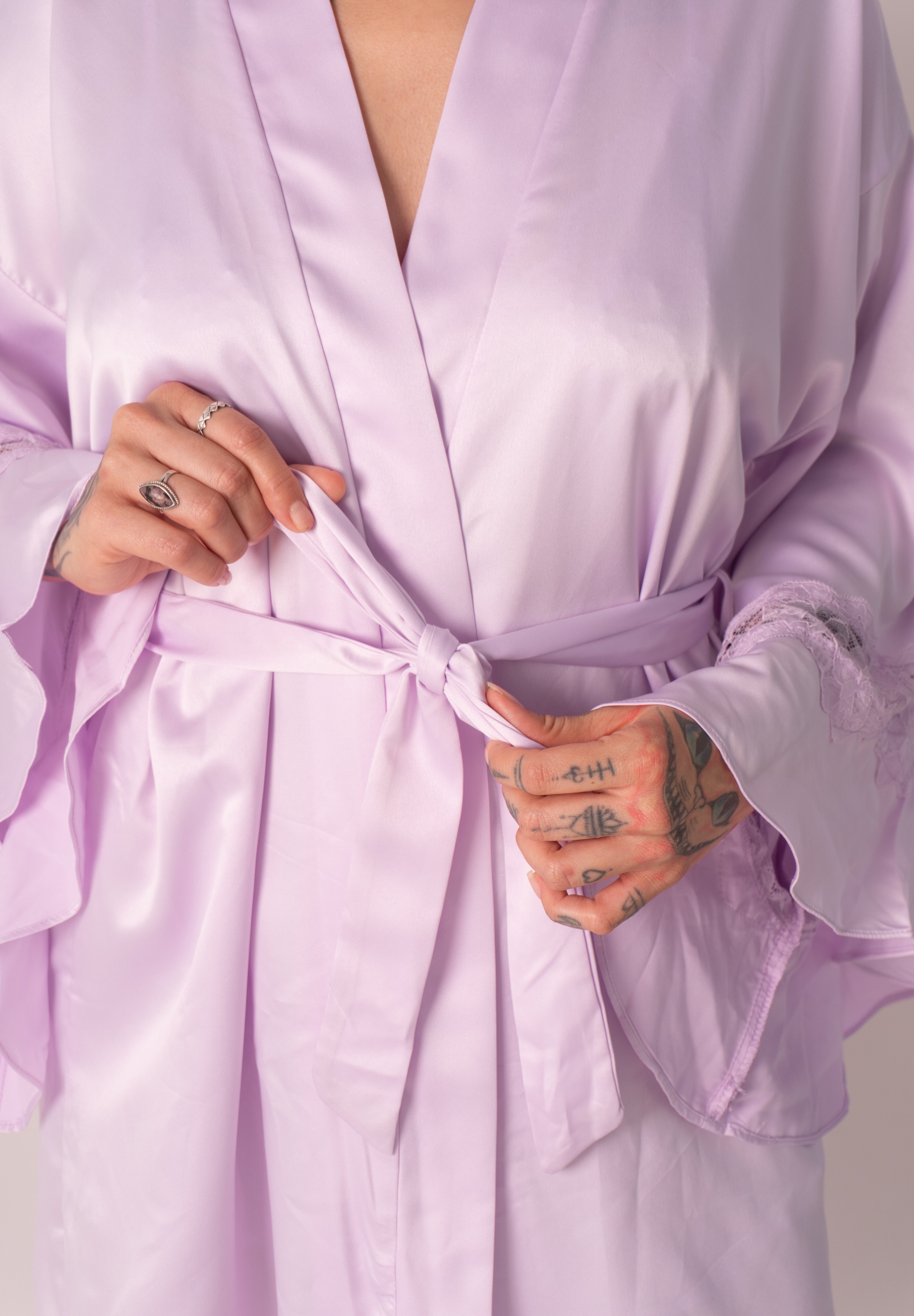 Lilac Bata– V-Collection
