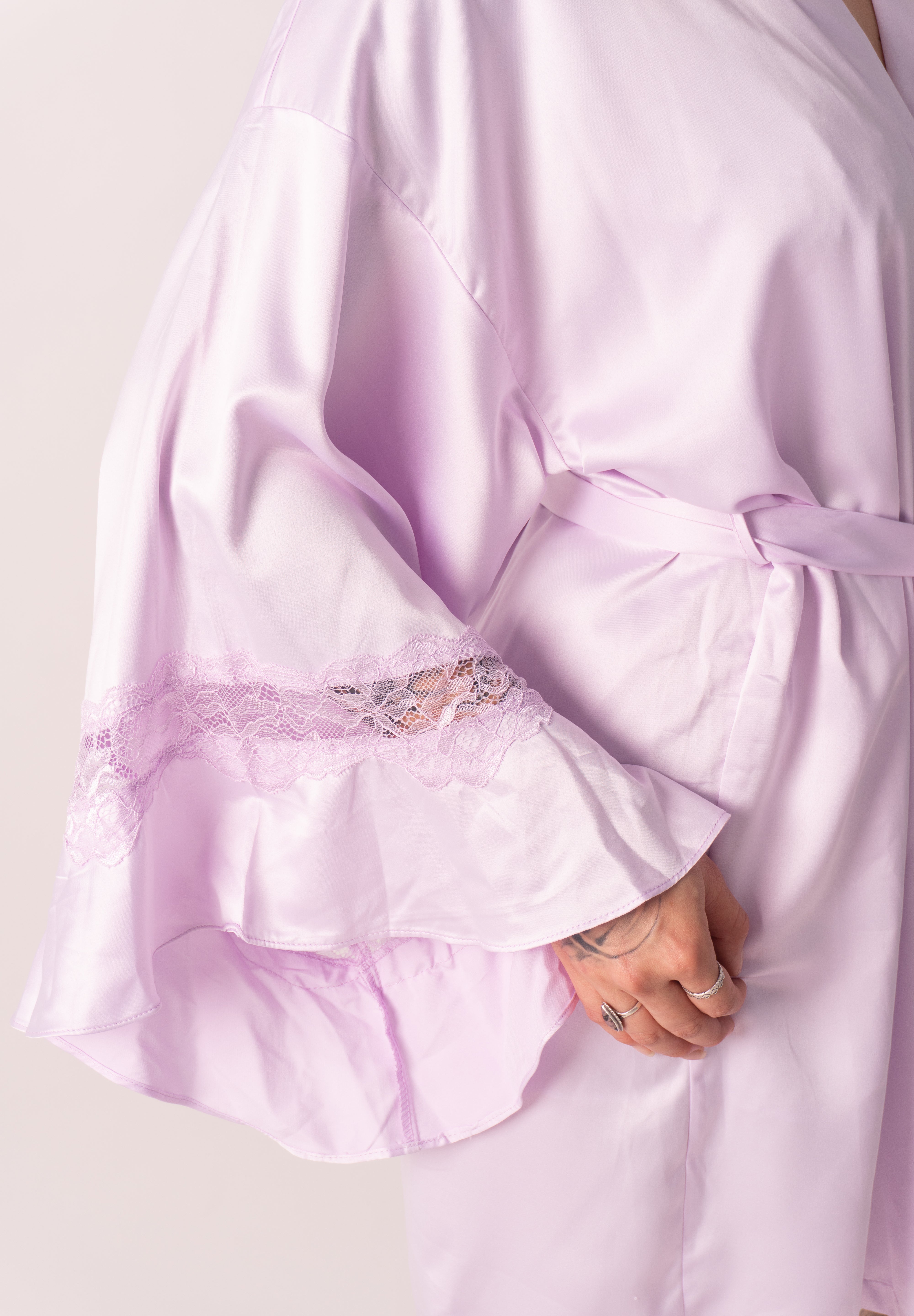 Lilac Bata– V-Collection