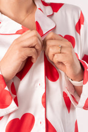 Ivory Heart – V-Collection