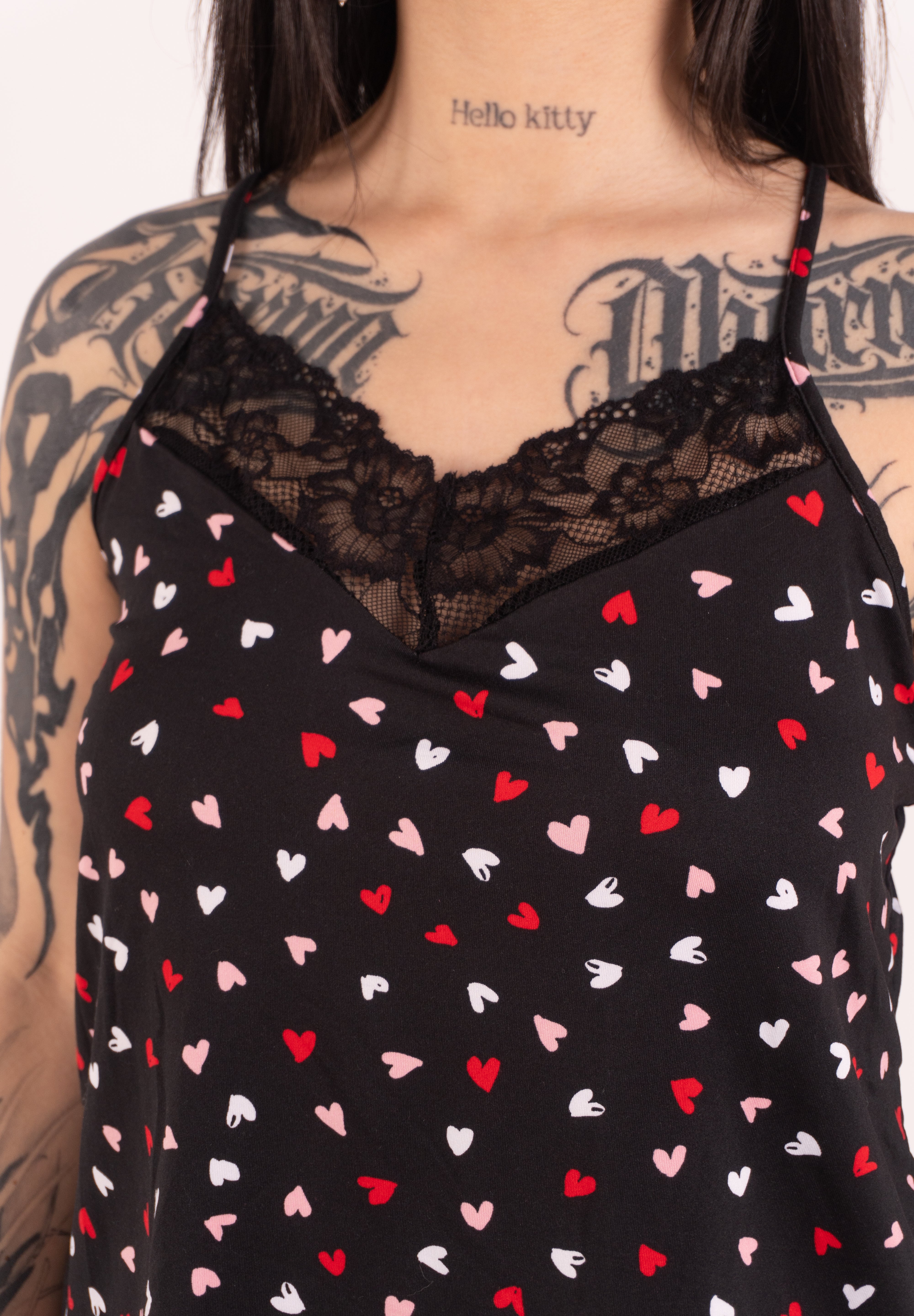 Heart Noir Red– V-Collection